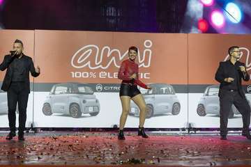 Los Nietos de SaryManchez se autodescalifican en la final de murgas al superar el tiempo establecido en señal de protesta/Lpacarnaval y TA.